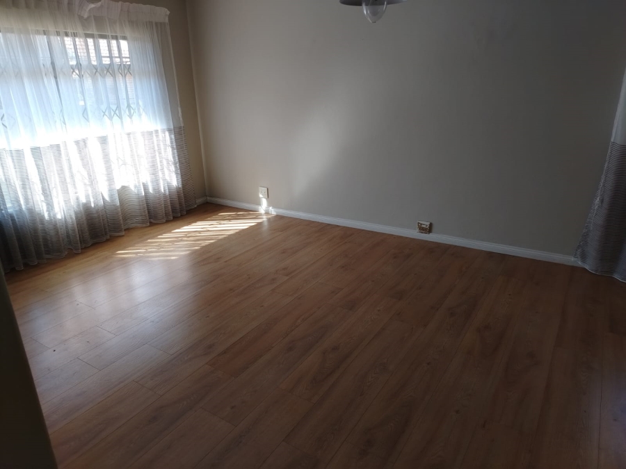 4 Bedroom Property for Sale in Vaalpark Free State